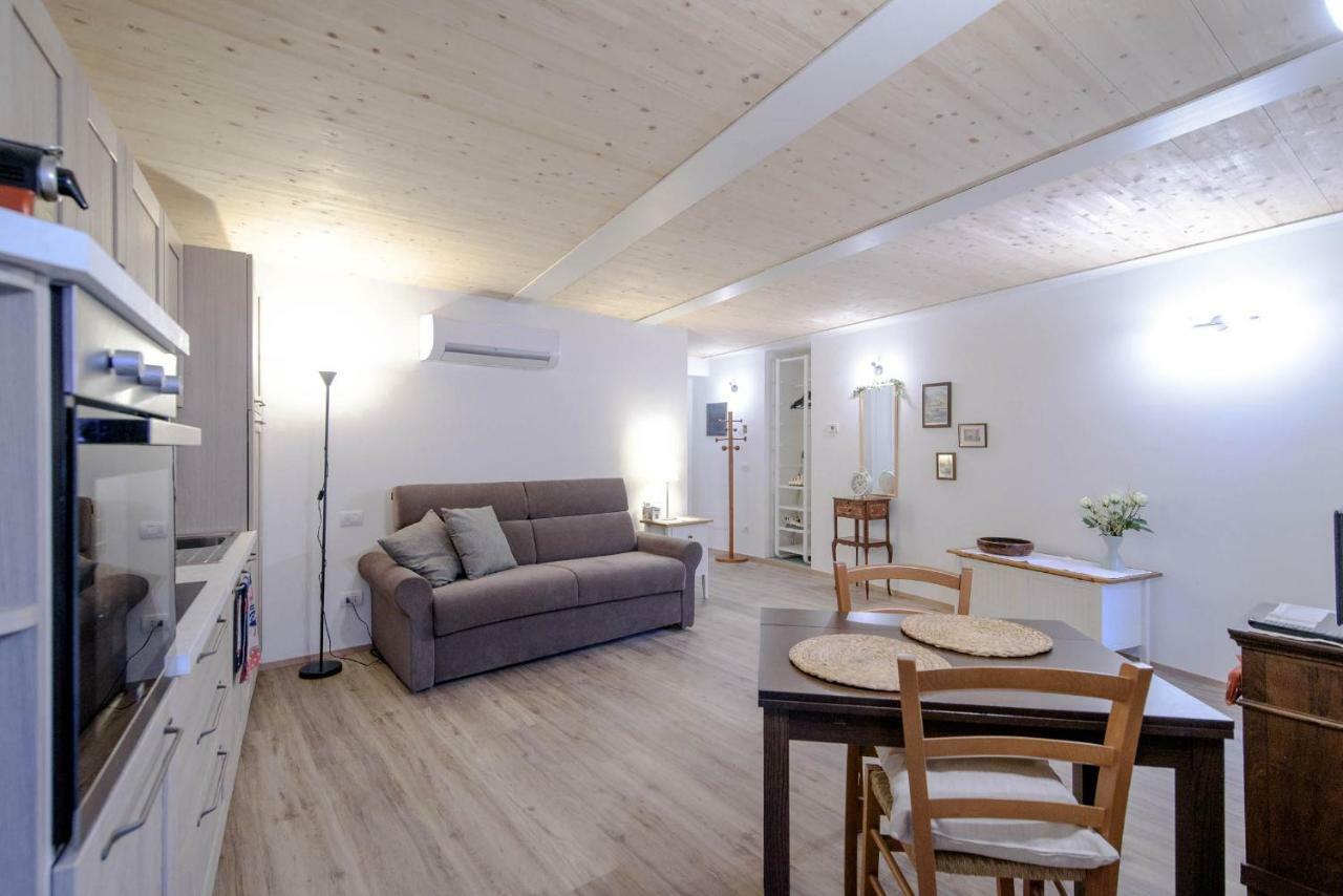 Il Borghetto Di Torno Apartment Exterior photo